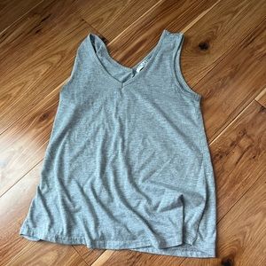 Grey tank top